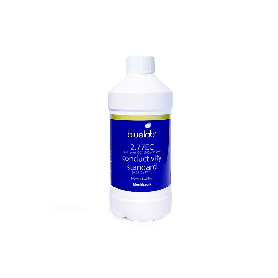 Bluelab EC 2.77 / 1385 PPM Solution, a calibration solution designed to ensure accurate readings for conductivity (EC) and parts per million (PPM) meters.